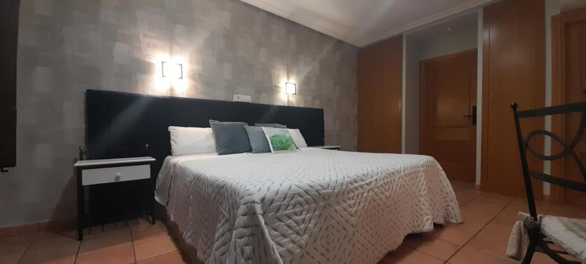 Hostal El Lechuguero Cascante Εξωτερικό φωτογραφία